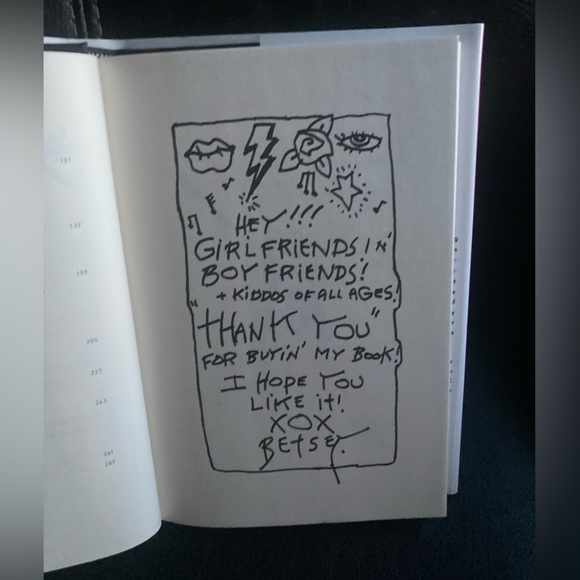 Book (Hardback): BETSEY. A Memoir by Betsey Johnson with Mark Vitulano - Picture 11 of 16